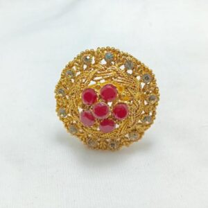 Trendy Gold-Plated Zircon Ring
